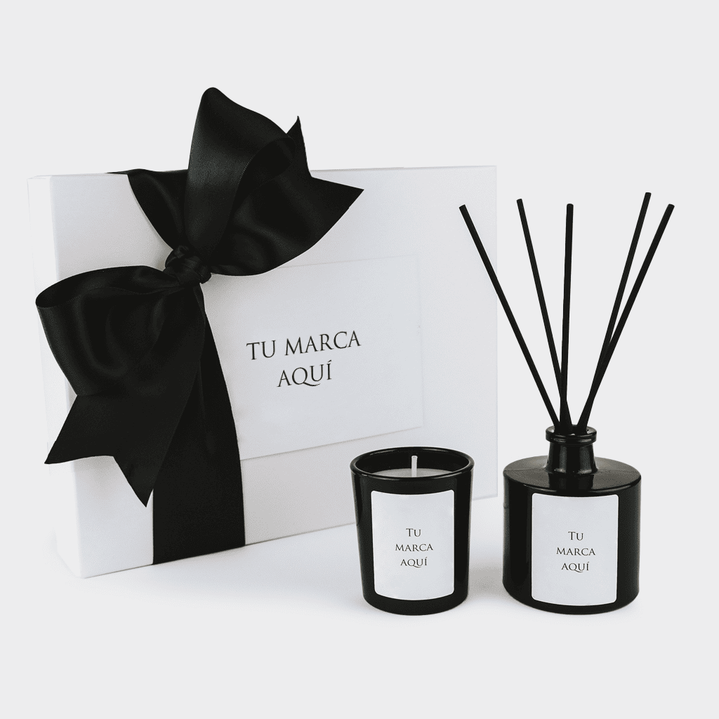 Personalized gift box with ribbon + logo/design tag | Personalized candle and mikado | Transparent/black glass