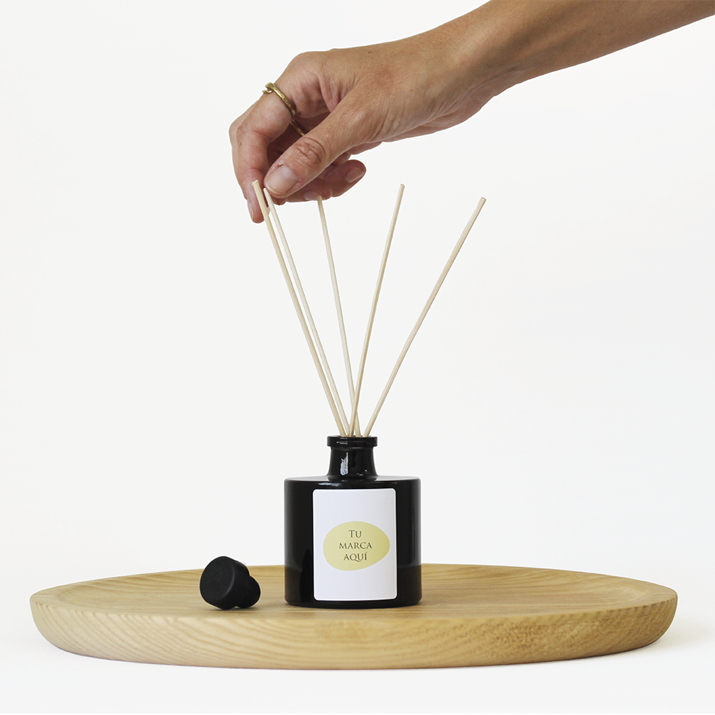 Personalized Mikado | 100 ml | Black glass bottle + logo/design label